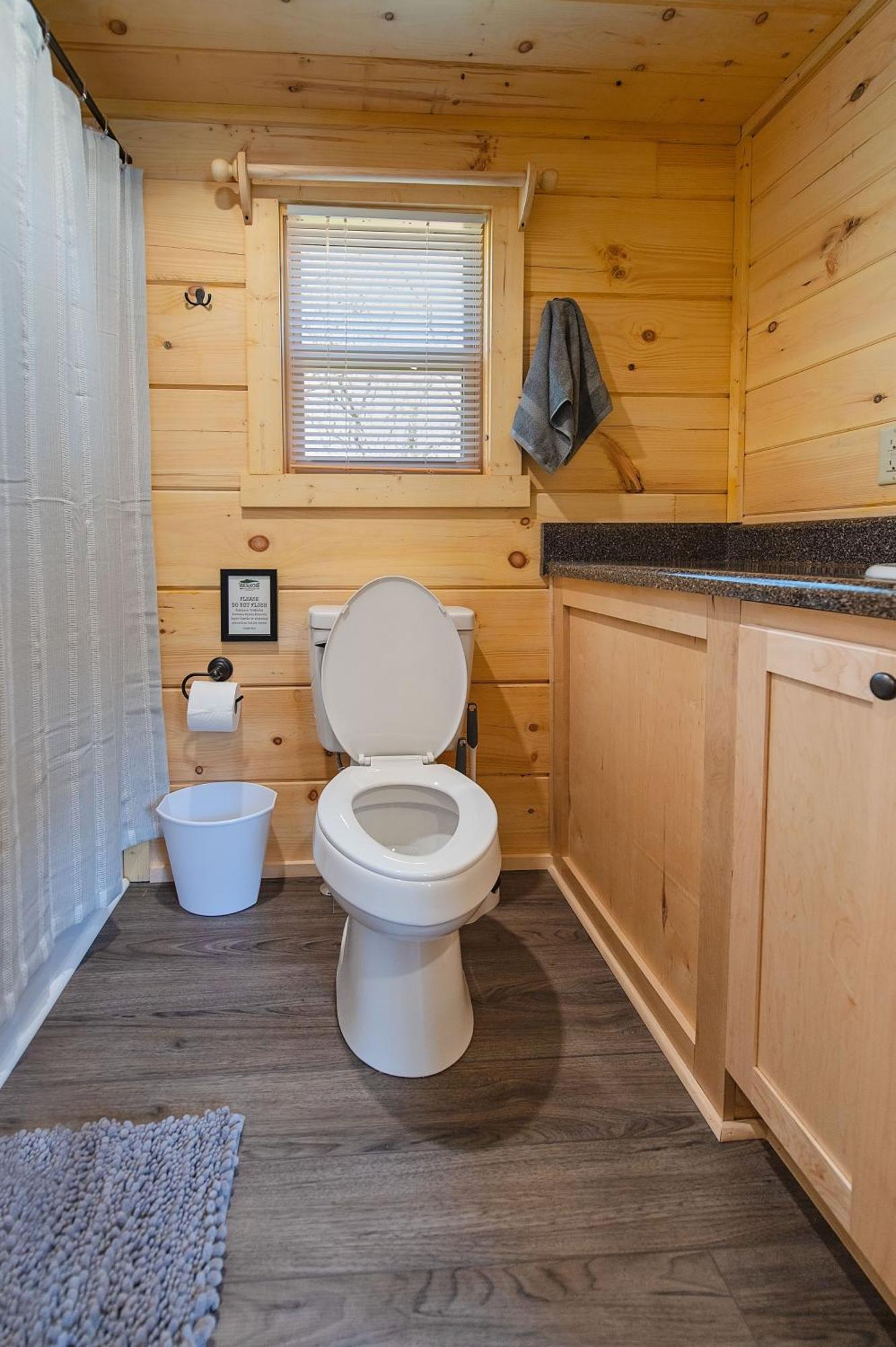 Meg Cabin Tiny Rustic Comfort On Lookout Mtn Chattanooga Esterno foto