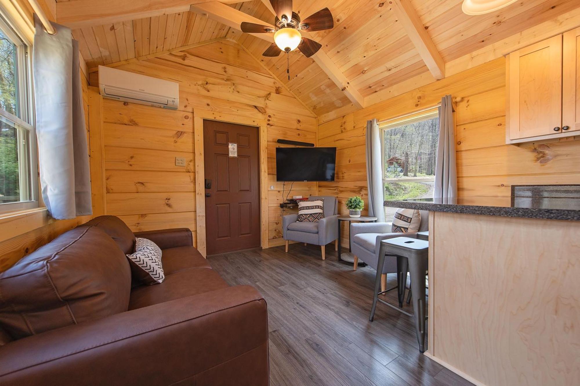 Meg Cabin Tiny Rustic Comfort On Lookout Mtn Chattanooga Esterno foto